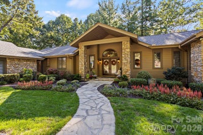 /international/us/308-kenmure-drive-flat-rock-nc-110120089212/