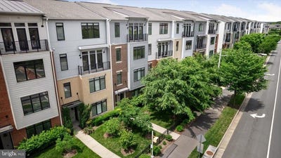 /international/us/1318-ribbon-limestone-terrace-se-leesburg-va-110100343830/