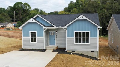 /international/us/606-e-robinson-street-dallas-nc-110120128669/