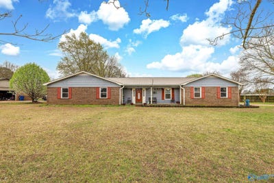 /international/us/520-kimberly-drive-albertville-al-110106504608/