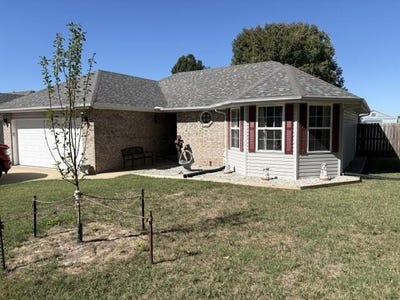/international/us/333-w-cline-street-aurora-mo-110120417176/