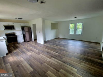 /international/us/15727-hott-lane-sharpsburg-md-110101482244/