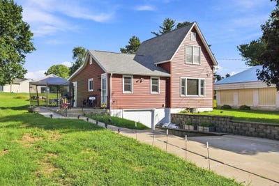 /international/us/755-lutheran-street-platteville-wi-110119916253/