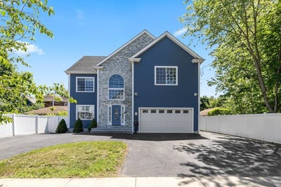 /international/us/151-washington-st-medford-ma-110108688962/
