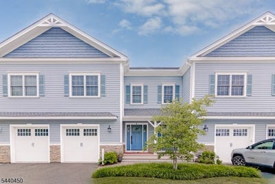/international/us/14-clover-court-berkeley-heights-twp-nj-110109037918/