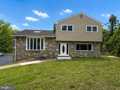 /international/us/1104-church-road-wyncote-pa-110108238781/