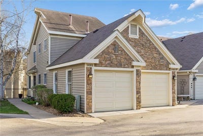 /international/us/14301-bedford-drive-eden-prairie-mn-110108168028/