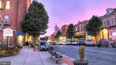 /international/us/212-s-union-avenue-havre-de-grace-md-110101052643/