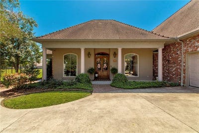 /international/us/451-lake-orleans-boulevard-ponchatoula-la-110106531989/