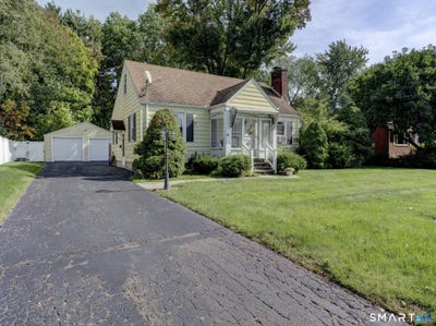 /international/us/44-brook-street-newington-ct-110120459335/
