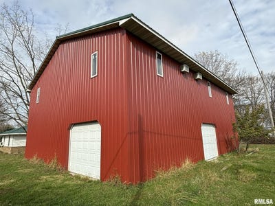 /international/us/610-high-street-alma-il-110099244678/