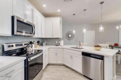 /international/us/2511-w-queen-creek-road-chandler-az-110107997822/