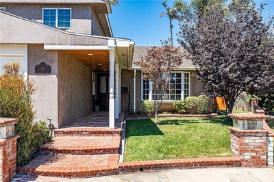 /international/us/3541-goldenrod-seal-beach-ca-110119637497/