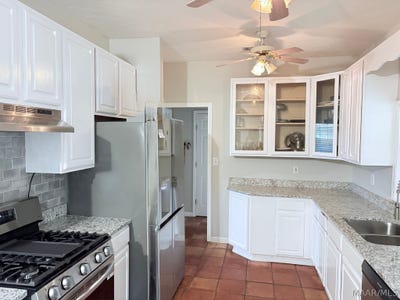 /international/us/2011-glen-forest-drive-prattville-al-110101028024/