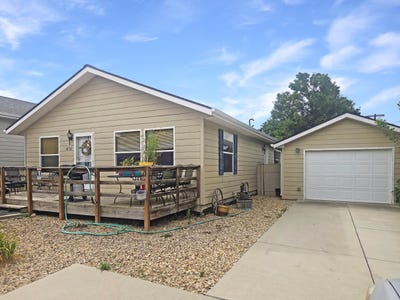 /international/us/870-e-college-avenue-sheridan-wy-110109860708/