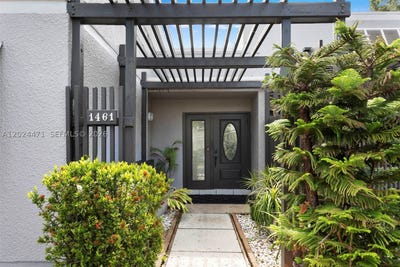/international/us/1461-nw-113th-ave-pembroke-pines-fl-110108269504/