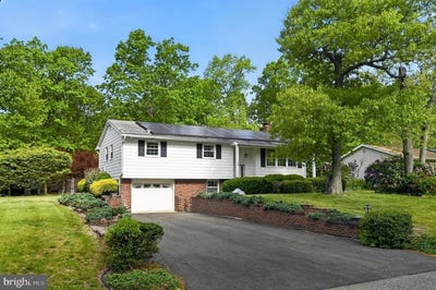 /international/us/2488-brookhaven-drive-vineland-nj-110108295897/