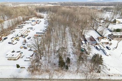 /international/us/huron-river-drive-huron-twp-mi-110104254627/