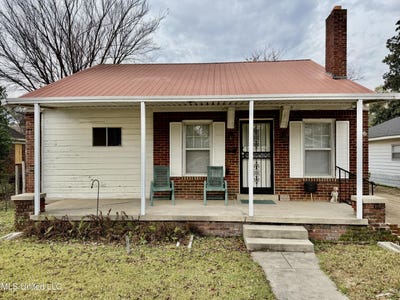 /international/us/813-cuyahoga-street-clarksdale-ms-110108988370/