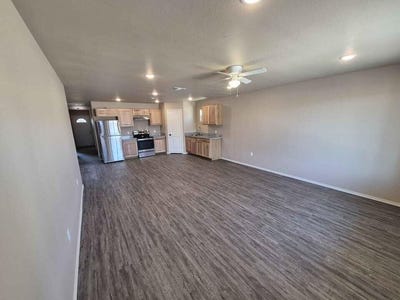 /international/us/2926-e-cornell-street-lubbock-tx-110103962088/
