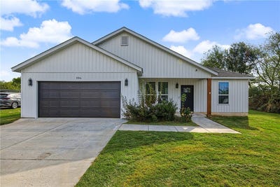 /international/us/554-s-west-avenue-lincoln-ar-110120686315/