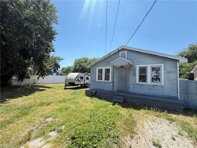 /international/us/7417-evelyn-t-butts-avenue-norfolk-va-110107847318/