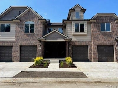 /international/us/4184-secluded-pines-dr-sterling-heights-mi-110108537319/