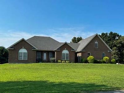 /international/us/99-silverdust-circle-monticello-ky-110093806678/