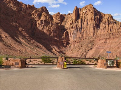 /international/us/463-e-red-desert-trail-ivins-ut-110106317849/