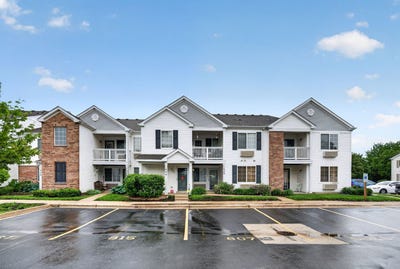 /international/us/1628-mcclure-road-aurora-il-110108251989/