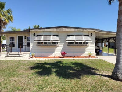 /international/us/16-casa-rio-port-st-lucie-fl-110106677669/