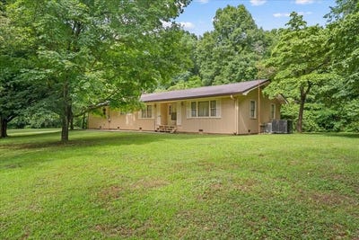 /international/us/14068-n-hwy-225-crandall-ga-110108437331/