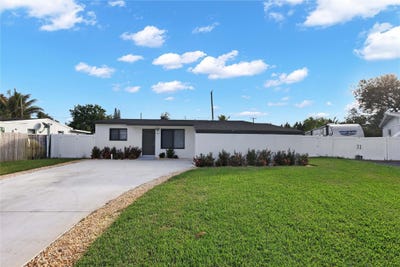 /international/us/6374-sw-2nd-street-margate-fl-110106476912/