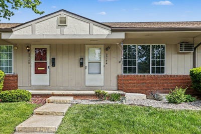 /international/us/25176-potomac-drive-south-lyon-mi-110108398344/