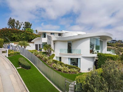 /international/us/6125-terryhill-drive-la-jolla-ca-110108266021/