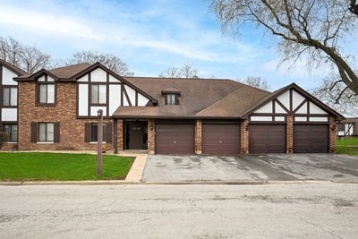 /international/us/1737-harrow-court-wheaton-il-110107231326/