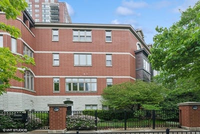 /international/us/1733-s-prairie-avenue-chicago-il-110106320798/