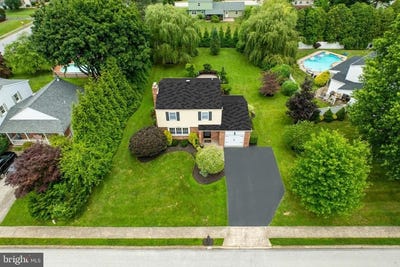 /international/us/1909-davis-drive-eagleville-pa-110100987305/
