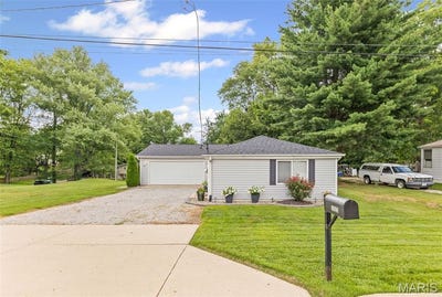 /international/us/1623-gerber-road-edwardsville-il-110100975798/