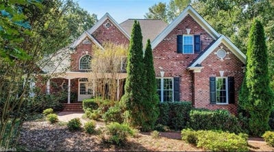 /international/us/5832-deer-meadow-lane-summerfield-nc-110100216778/