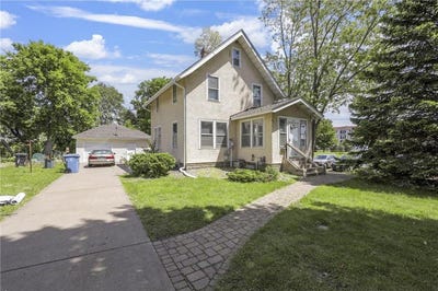 /international/us/3217-4th-street-se-minneapolis-mn-110108965963/