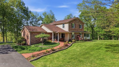 /international/us/308-scenic-drive-lebanon-va-110107800963/
