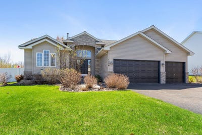 /international/us/1256-15th-avenue-se-forest-lake-mn-110107573724/