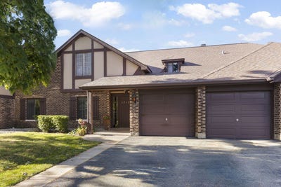 /international/us/1712-lakecliffe-drive-wheaton-il-110120580752/