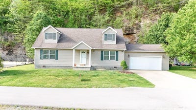 /international/us/95-prater-drive-pikeville-ky-110107635934/