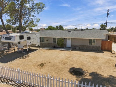 /international/us/9012-xavier-avenue-california-city-ca-110110125751/