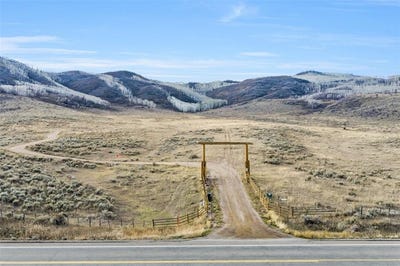/international/us/29250-lakeside-lane-lot-3-oak-creek-co-110103647759/