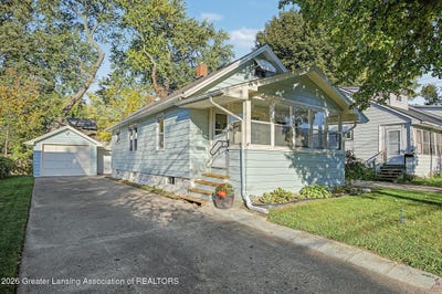 /international/us/819-cawood-street-lansing-mi-110120460243/