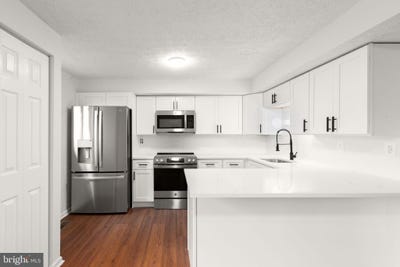 /international/us/3246-split-oak-court-abingdon-md-110108281881/