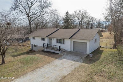 /international/us/1701-ankney-place-neosho-mo-110105936731/